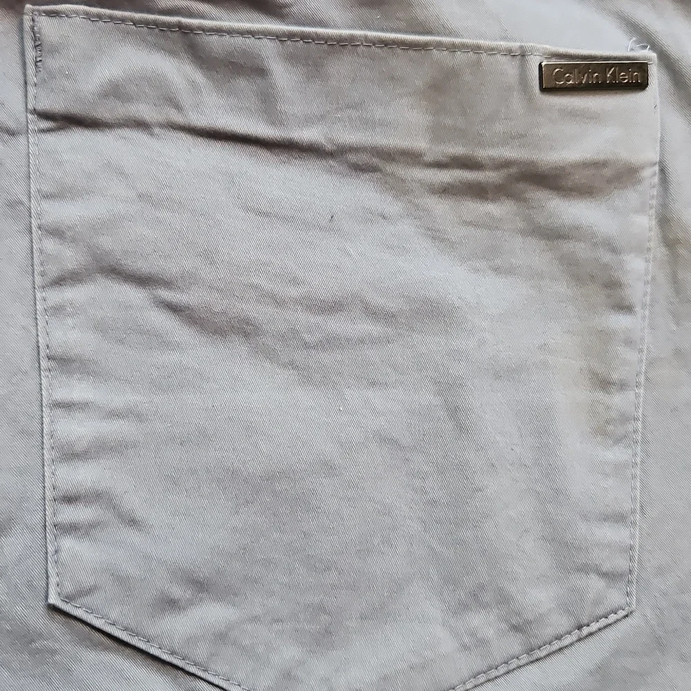 Calvin Klein Mens Slim Fit Dress Pant  32x30 Light Blue/Gray